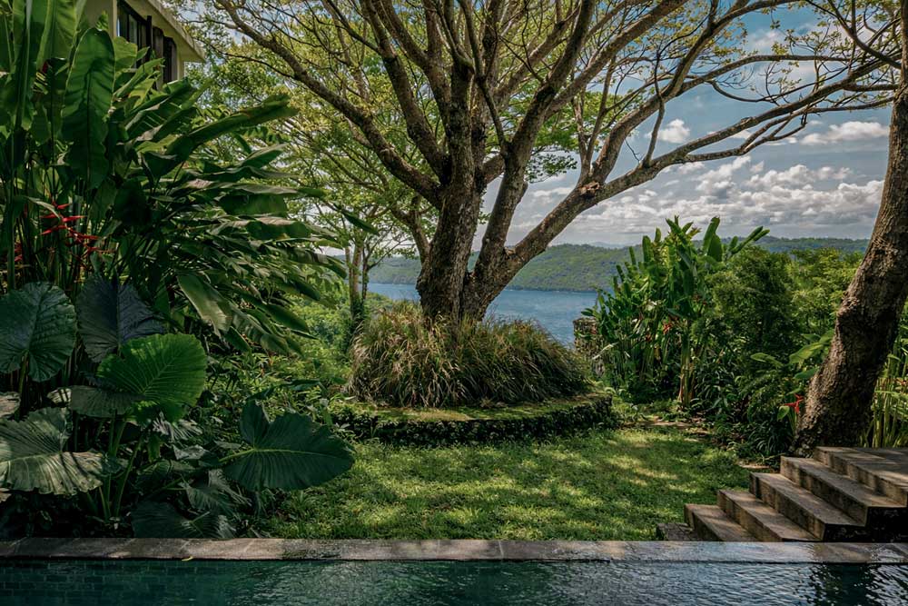 one-bedroom-garden-view